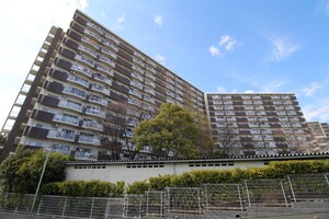 千里桃山台団地A１棟（1109）
