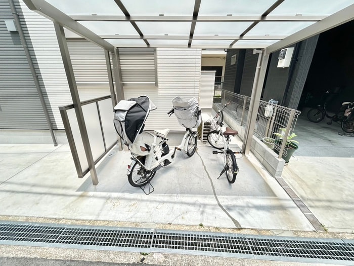 駐輪場 EVER LIFE西明石