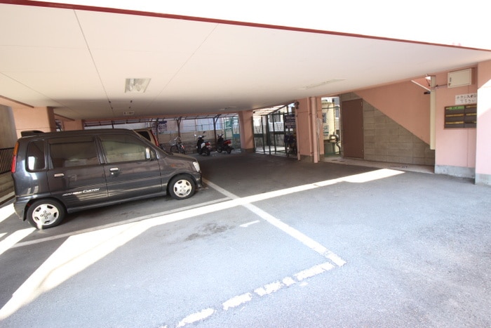 駐車場 東建マンション