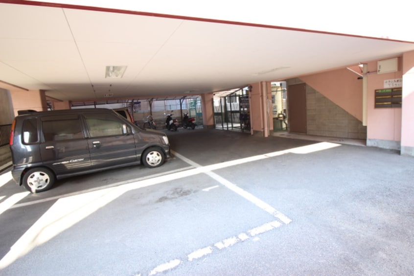 駐車場 東建マンション