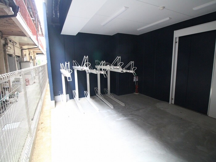 駐輪場 ユリシス神戸WEST