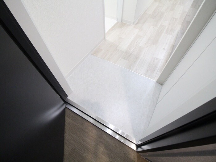 玄関 ユリシス神戸WEST