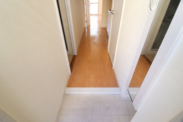 廊下 アルバ立花