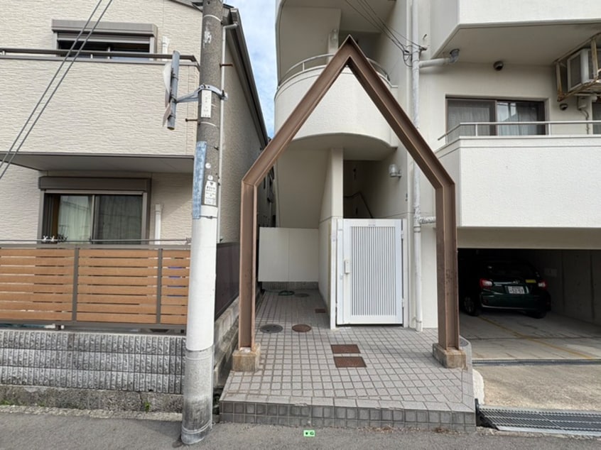 エントランス部分 ハイツ輝