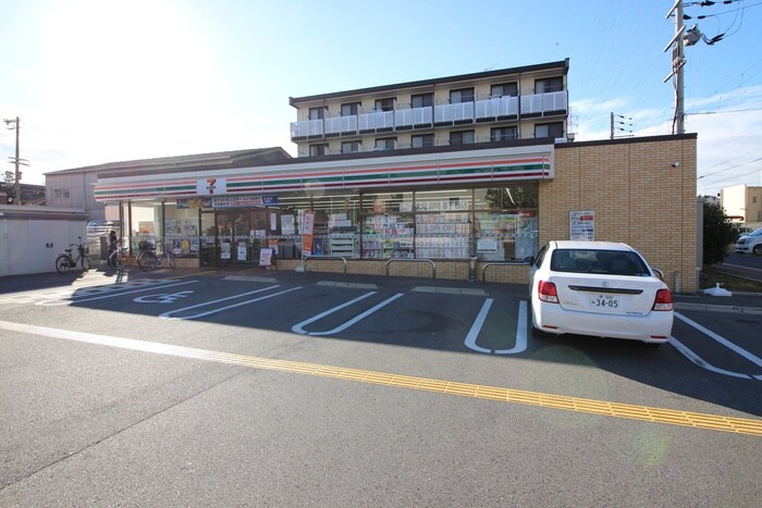 セブンイレブン大阪御崎８丁目店(コンビニ)まで400m REVE住之江