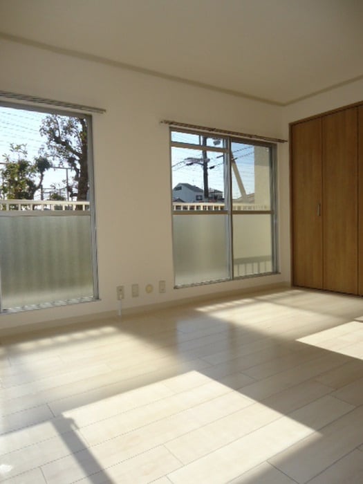 居室 エル・セレーノ古川橋