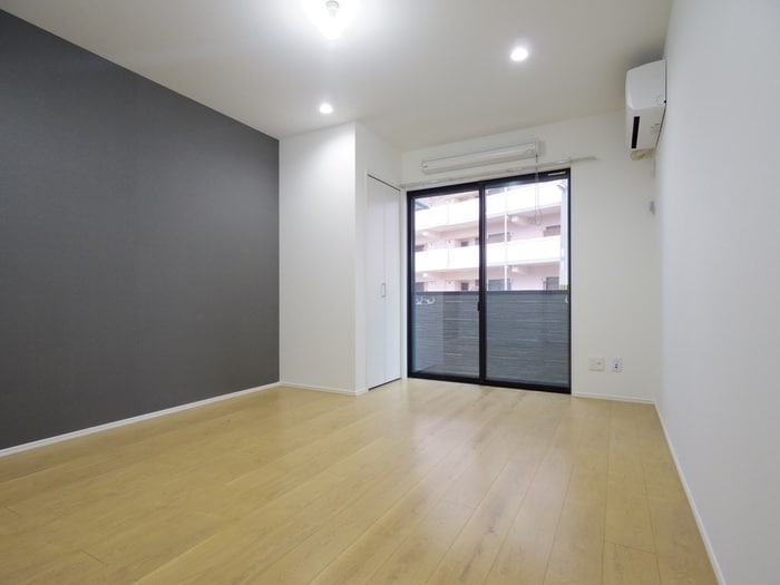 居室 エルバ深草