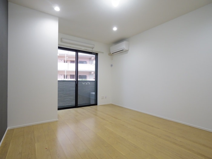 居室 エルバ深草