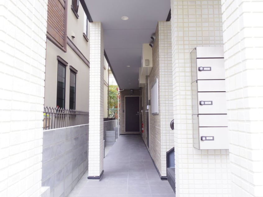 エントランス部分 エルバ深草