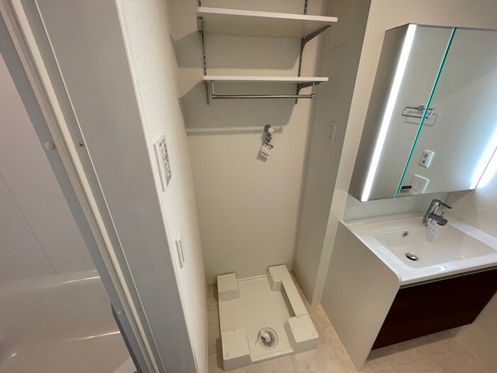 洗濯機置場 シュライクコート