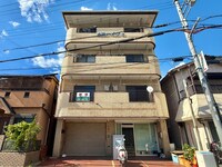 イワサカハイツ