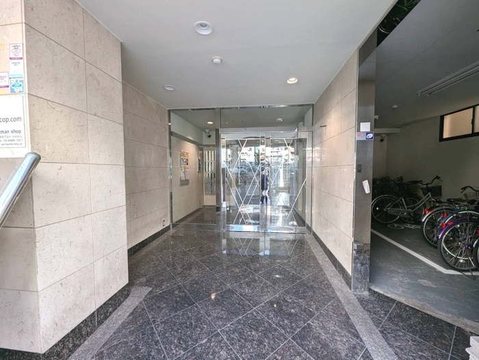 エントランス部分 エクシード弁天　Ⅱ