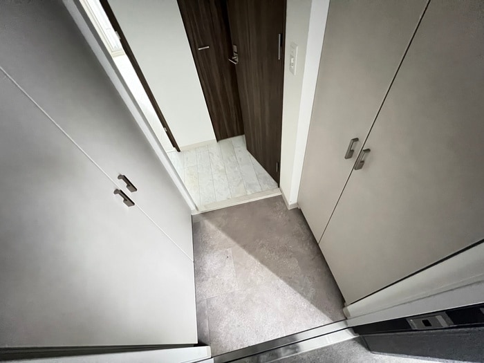 玄関 ｴｽﾃﾑｺｰﾄ神戸元町ⅡTHE　SALON