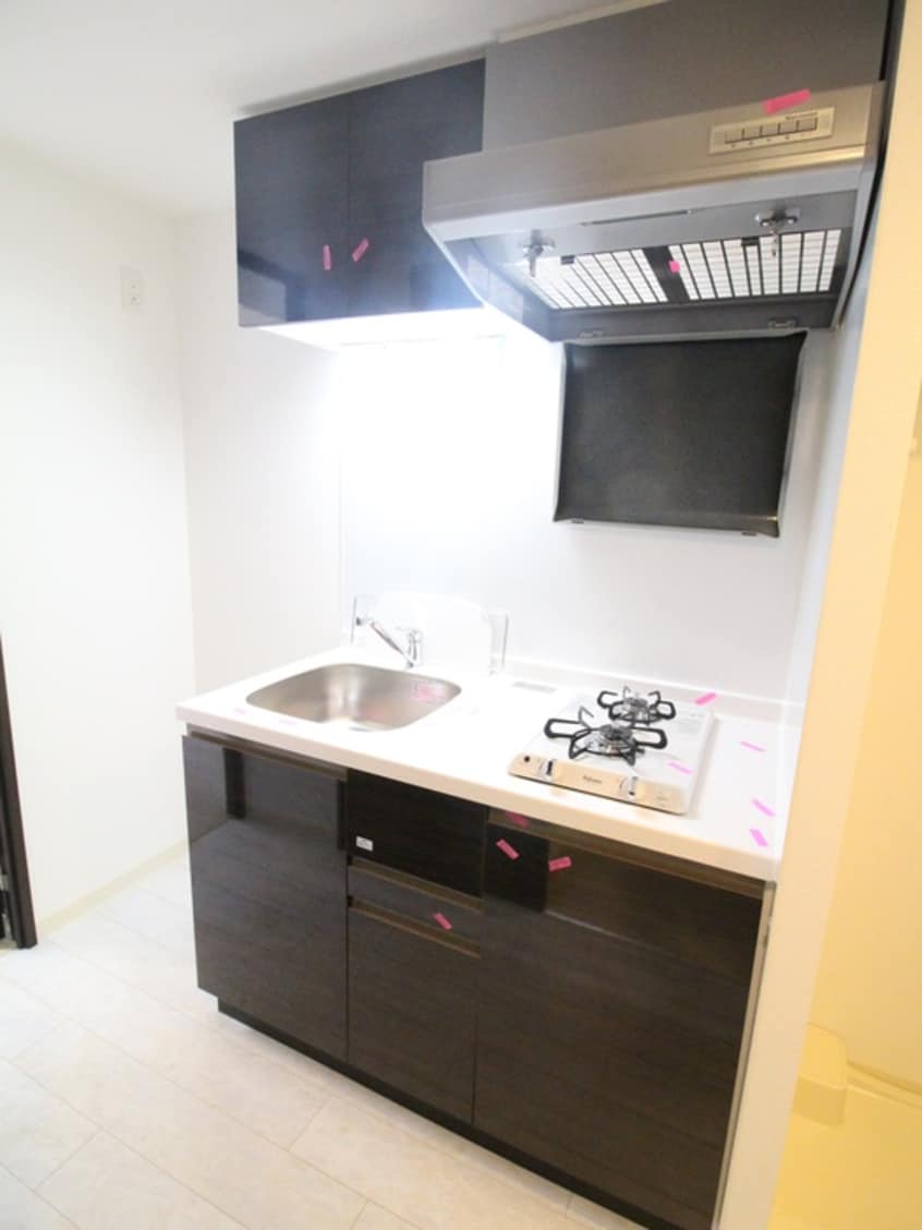 キッチン ｴｽﾃﾑｺｰﾄ神戸元町Ⅱﾘｻﾞｰｳﾞ(305)