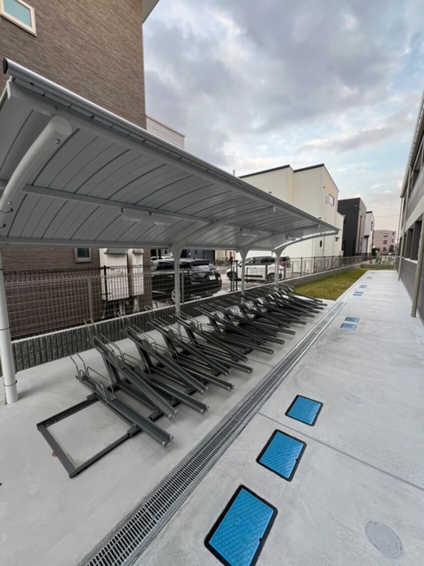 駐輪場 プランドール