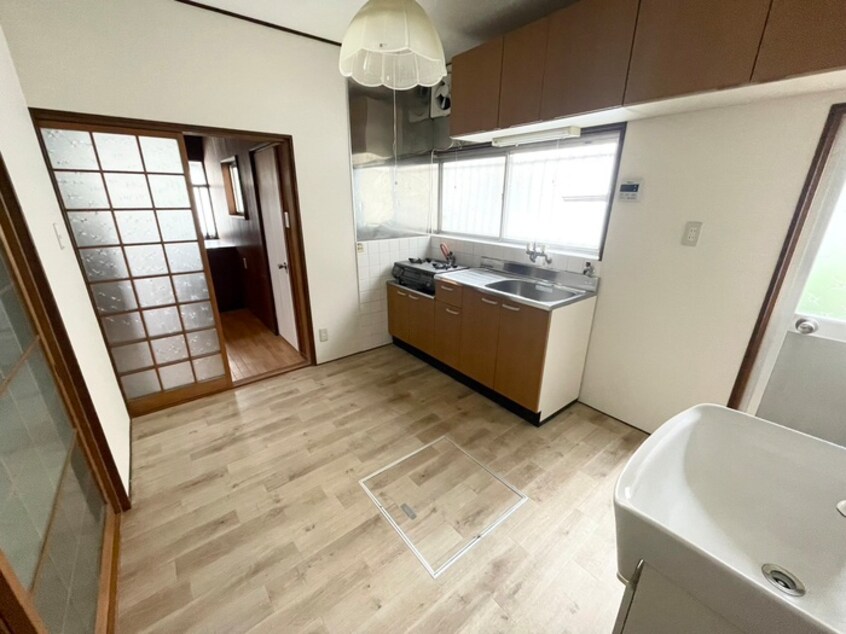 居室 美乃利戸建