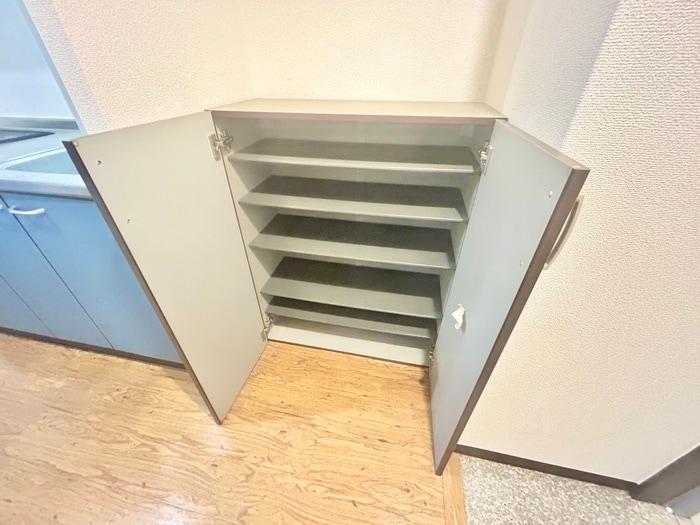 靴箱 アルティス西京極