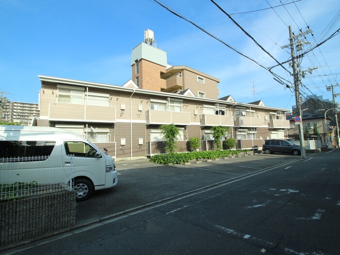 外観写真 ﾚｰﾍﾞﾝ・ﾊｲﾑ