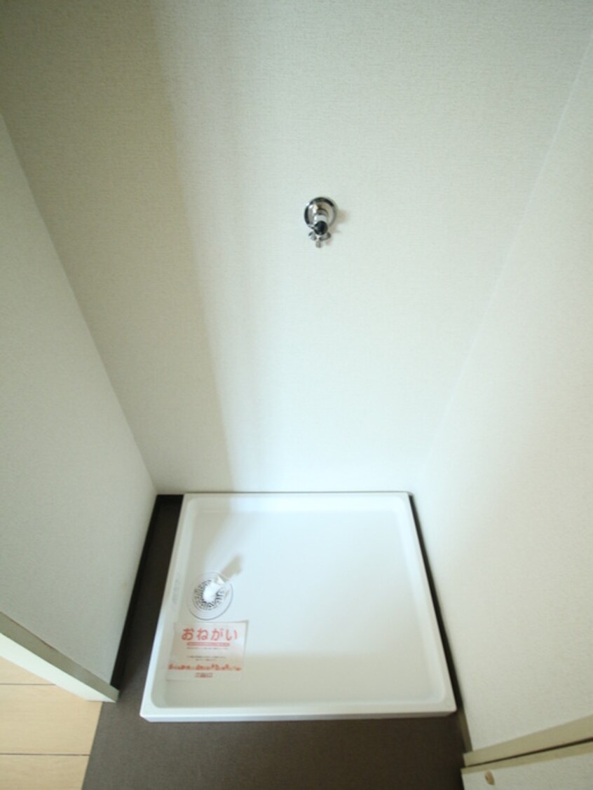 洗濯機置場 ﾚｰﾍﾞﾝ・ﾊｲﾑ