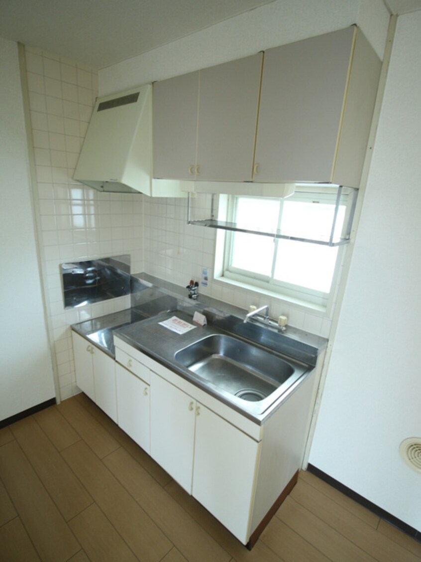 キッチン ﾚｰﾍﾞﾝ・ﾊｲﾑ