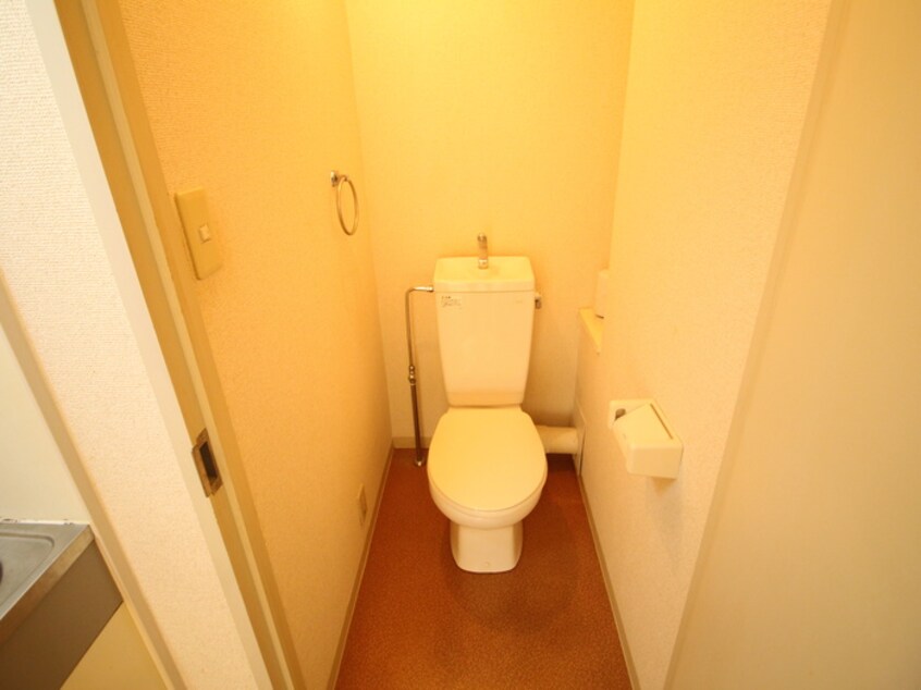 トイレ さつき館　２１