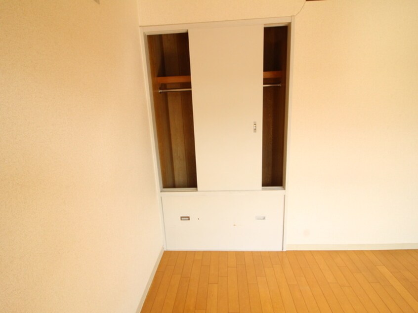 収納 さつき館　２１