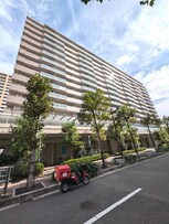 ﾍﾞｲｻｲﾄﾞｼﾃｨｺｽﾓｽｸｴｱ駅前（420）