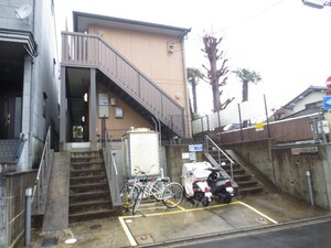 メゾン　アイビス衣笠