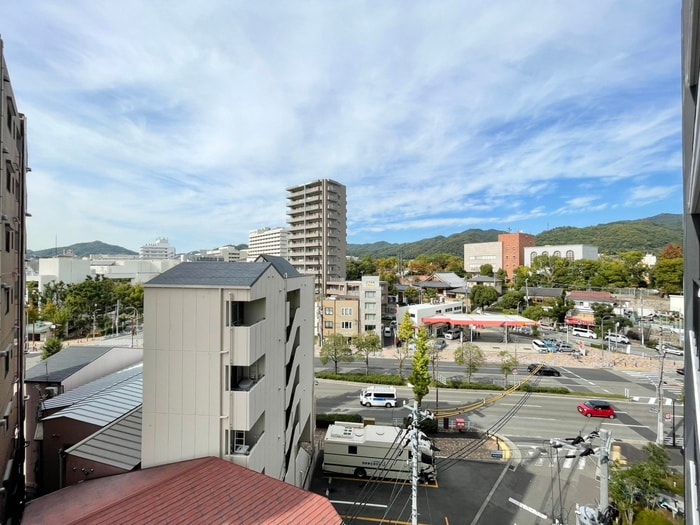 室内からの展望 ｴｽﾘｰﾄﾞ神戸大倉山ﾋﾙｽﾞ(613)