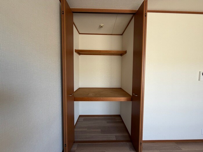 収納 コンフォール湊川