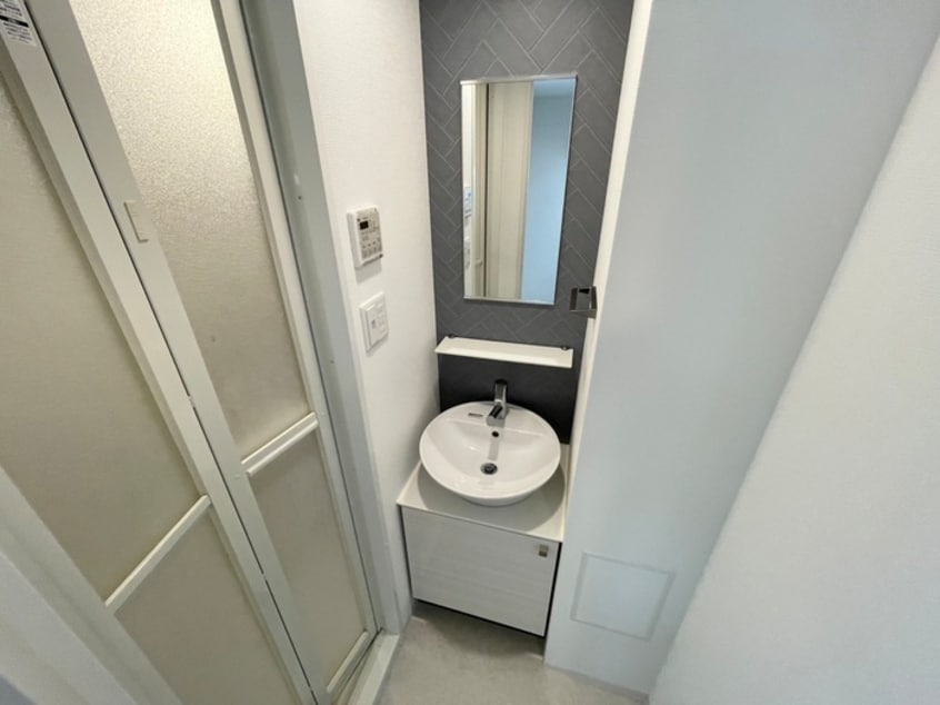 洗面 ｴｽﾘｰﾄﾞ神戸大倉山ﾋﾙｽﾞ(1011)