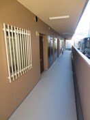 エントランス部分 第２毛利マンション