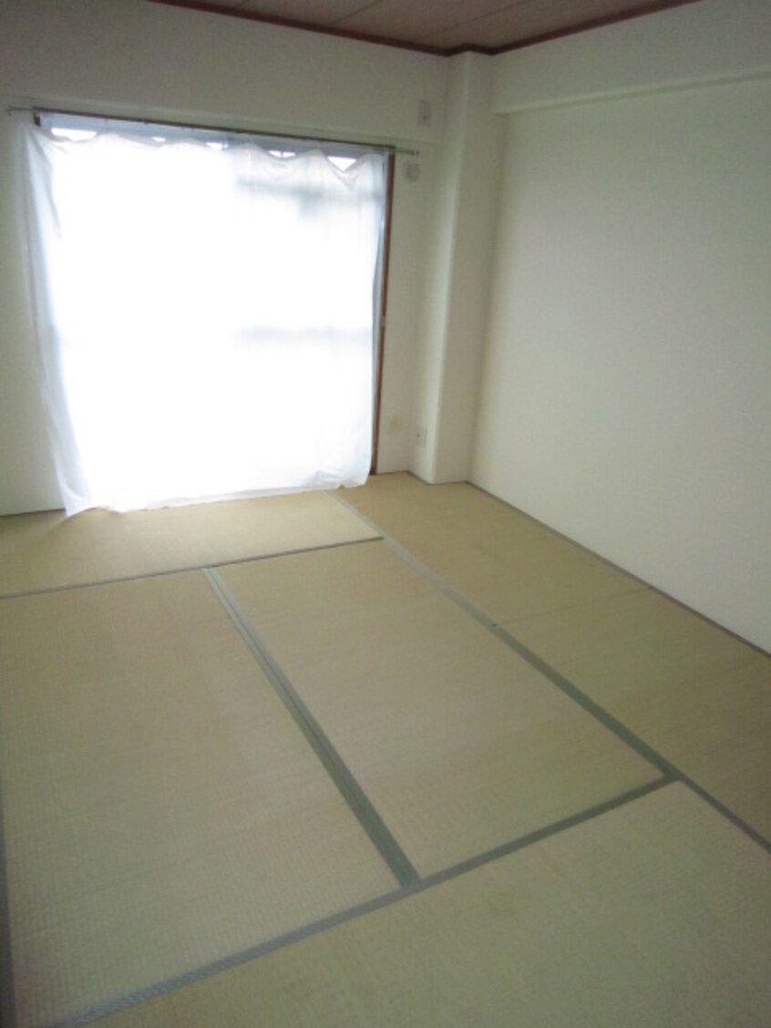 居室 第２毛利マンション