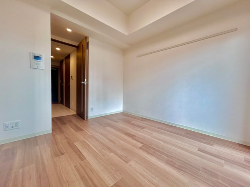 居室 ﾌﾟﾚｻﾝｽ難波ｲﾝﾌｨﾆﾃｨ(511)