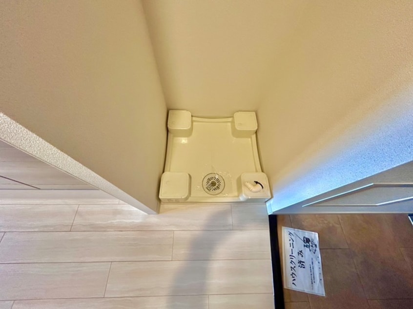 洗濯機置場 ﾌﾟﾚｻﾝｽ難波ｲﾝﾌｨﾆﾃｨ(511)