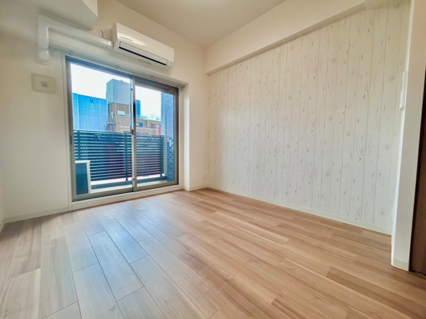 居室 ﾌﾟﾚｻﾝｽ難波ｲﾝﾌｨﾆﾃｨ(511)