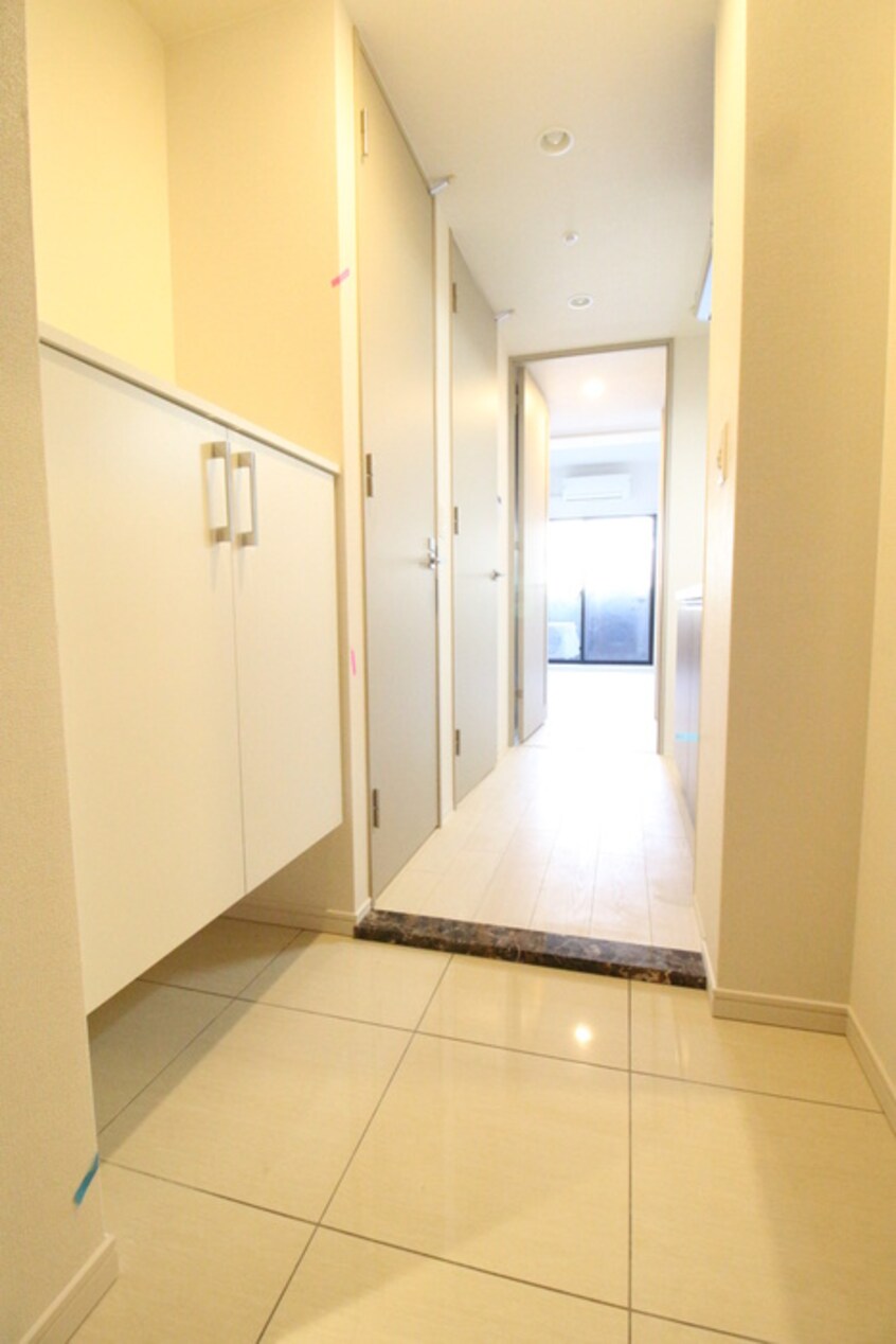 玄関 ﾚｼﾞｭｰﾙｱｯｼｭ桜宮ﾘﾊﾞｰｺｰﾄ(202)