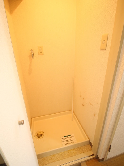 洗濯機置場 エシックス法雨