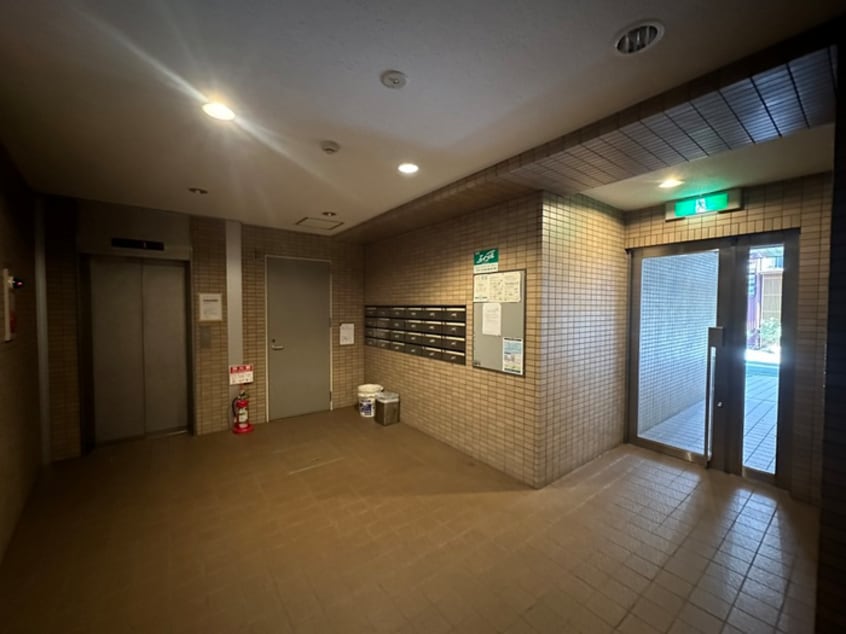 エントランス部分 エシックス法雨