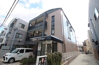 アルファヴィレッジ