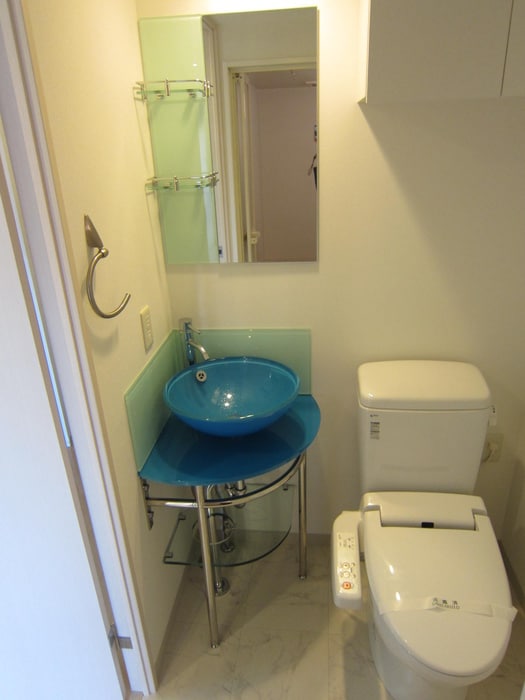 洗面 セレニテ新大阪弐番館