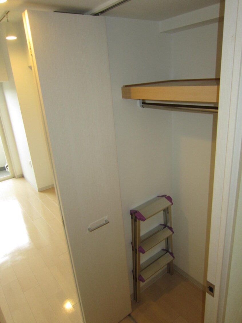収納 セレニテ新大阪弐番館