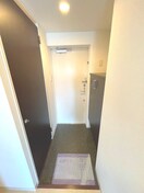 玄関 セレニテ新大阪弐番館