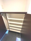 靴箱 セレニテ新大阪弐番館