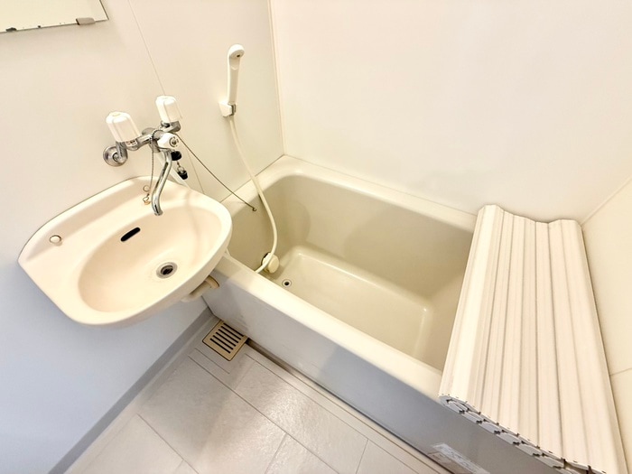 バス／シャワールーム等 六轆縁