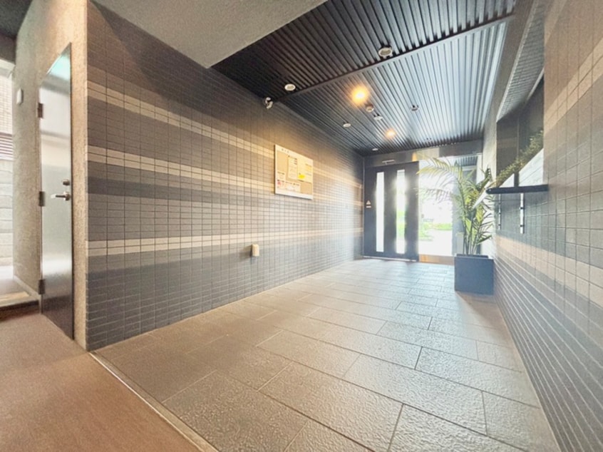 エントランス部分 エヌエムトラントトワ