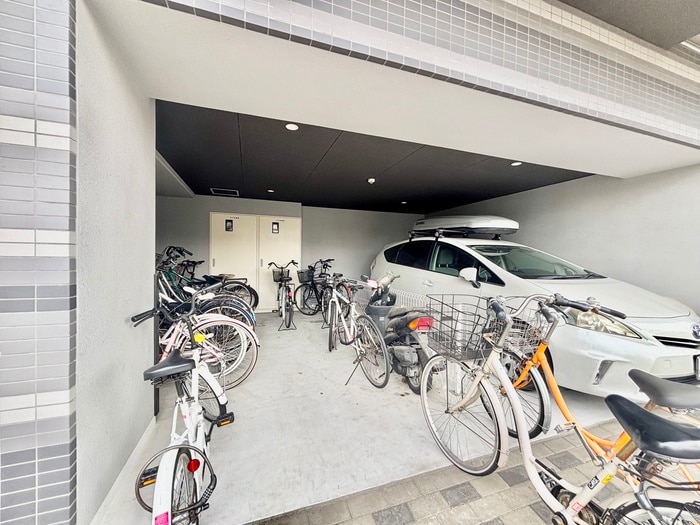 駐車場 エヌエムトラントトワ