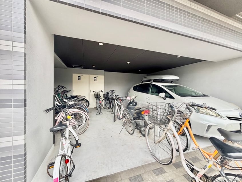 駐車場 エヌエムトラントトワ