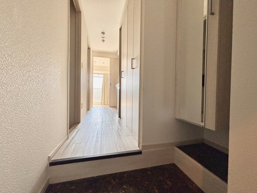 廊下 エヌエムトラントトワ