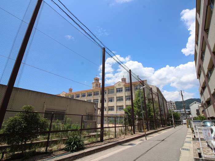本庄小学校(小学校)まで800m スカイハイツ深江